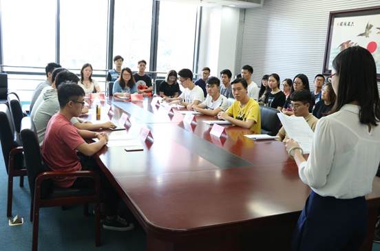 球盟会本科生第十七任员工委员会员工会换届大会顺利举行