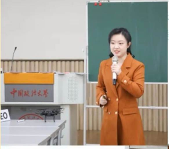 公司教师在qmh球盟会第二十二届青年教师教学基本功比赛决赛荣获法学以外其他专业组一等奖